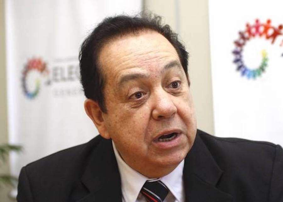 El asesor del Tribunal Superior de Justicia Electoral Luis Alberto Mauro explicó que lo que se pretende es una modificación de la ley vigente para votar hasta las 19:00. Foto: Archivo.