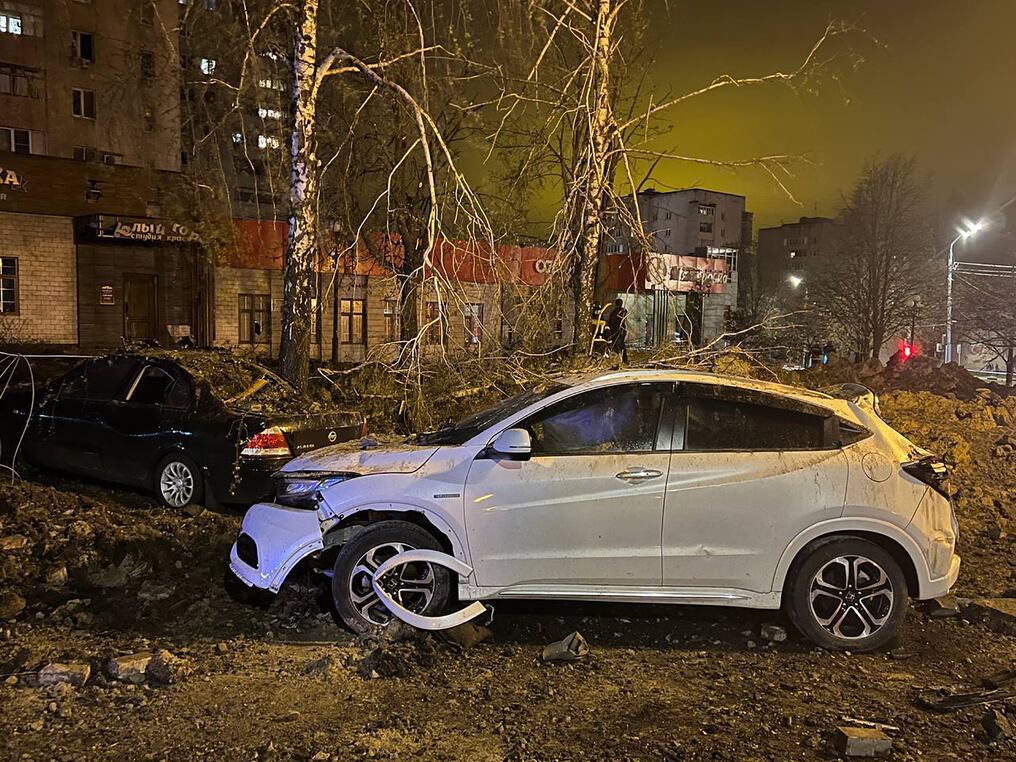 Una explosión causada por el accidente militar dejó dos heridos en Belgorod, así como daños a cuatro apartamentos y cuatro coches. Foto: AFP.