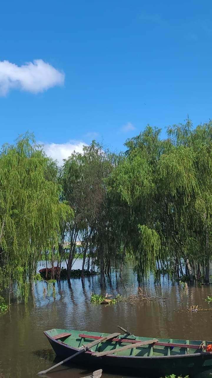 Uno de los dos jóvenes desaparecidos en el río Paraguay fue encontrado muerto ayer entre camalotes tras siete días de desaparición; se trata de Sergio Emilio Escobar. Foto: Foto: @armada_py.