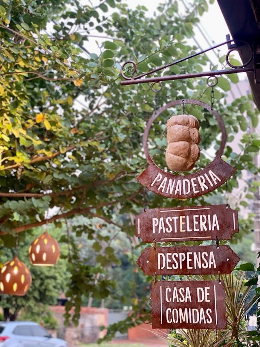 Presentes en su local actual desde el 2018, su arquitectura misma es acogedora, típicamente nuestra.