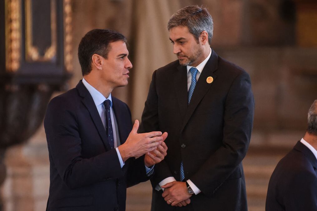 El mandatario paraguayo será recibido por el rey Felipe VI y por el presidente del Gobierno, Pedro Sánchez (foto), los días 3 y 4 en Madrid. Foto: Archivo/AFP.