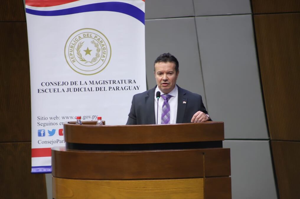 Durante la primera audiencia pública para el proceso de selección de terna para fiscal general del Estado, denunciaron y solicitaron la impugnación de Carlos Arregui porque no ha cumplido con toda la documentación exigida en el reglamento. Foto: Gentileza.