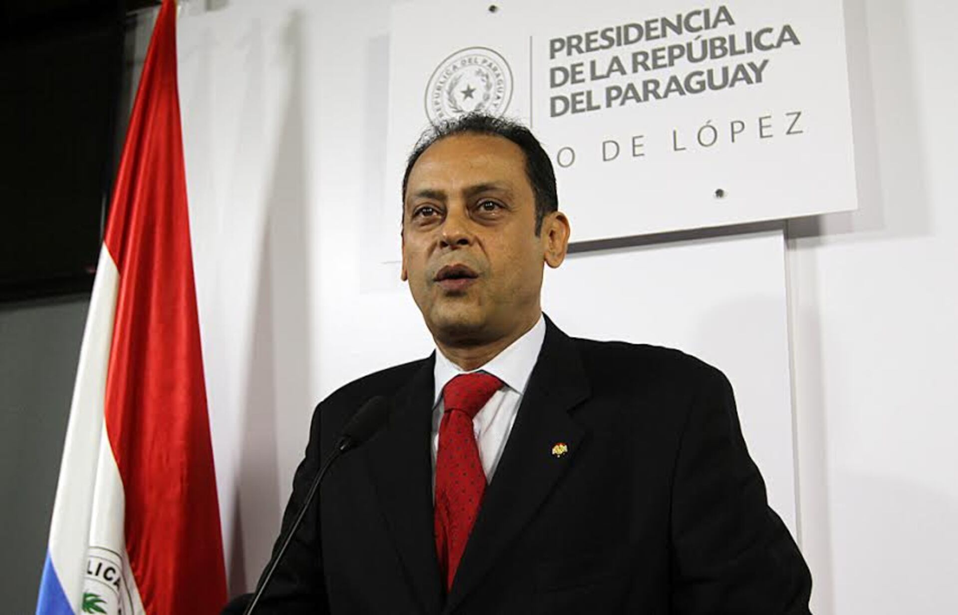 Ángel Ramón Barchini renunció a su cargo de embajador para candidatarse como senador por el movimiento Honor Colorado. Foto: Gentileza.