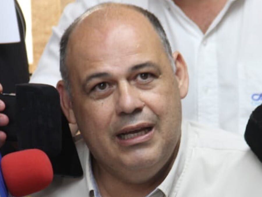 El legislador dijo que se debe hacer un cambio rápido en función a la atención de las personas teniendo en cuenta que varios mueren en los pasillos de los hospitales. Foto: Archivo.