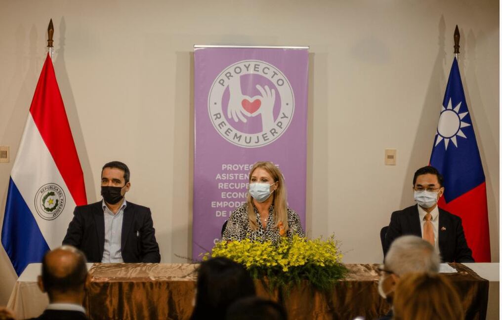 Representantes de la Embajada de Taiwán, así como el sector público y privado participaron de la apertura oficial del proyecto. Foto: Gentileza.