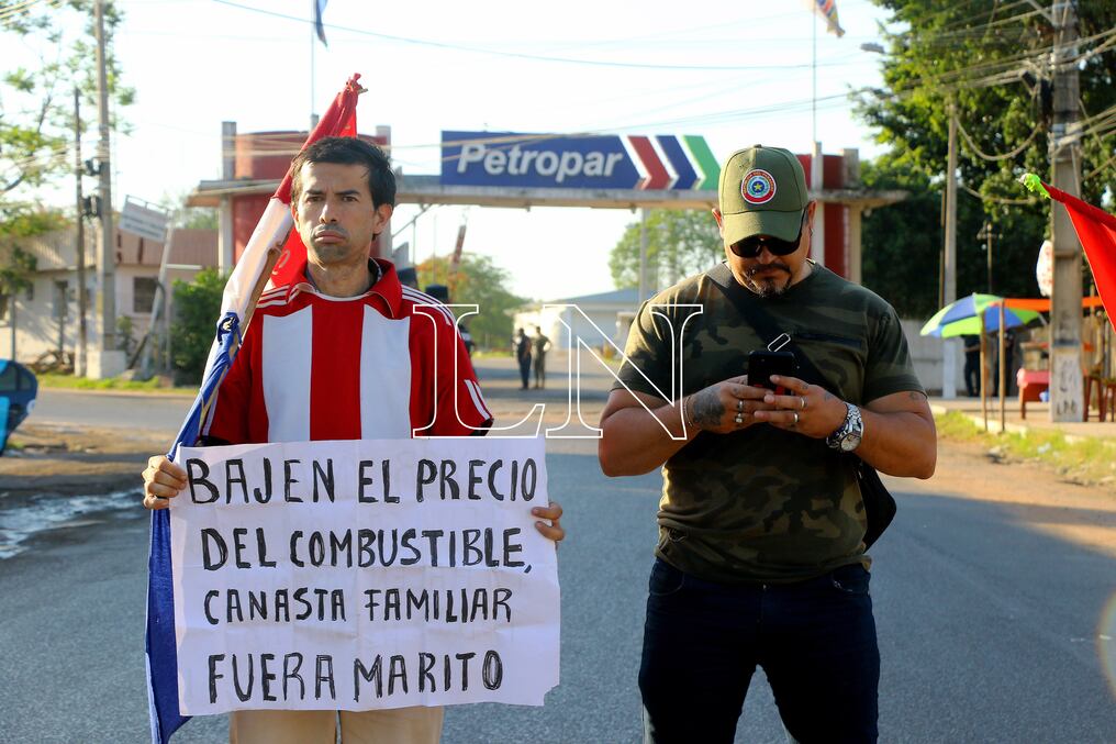 Las manifestaciones están marcadas para este lunes 21 de febrero en distintos puntos de la capital del Alto Paraná. Foto: Christian Meza.