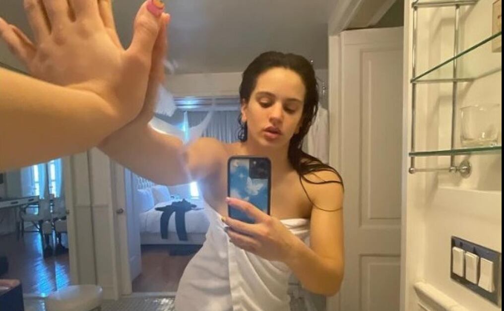 La cantante Rosalía se manifestó en Twitter sobre una serie de falsas imágenes suyas. Foto: Gentileza