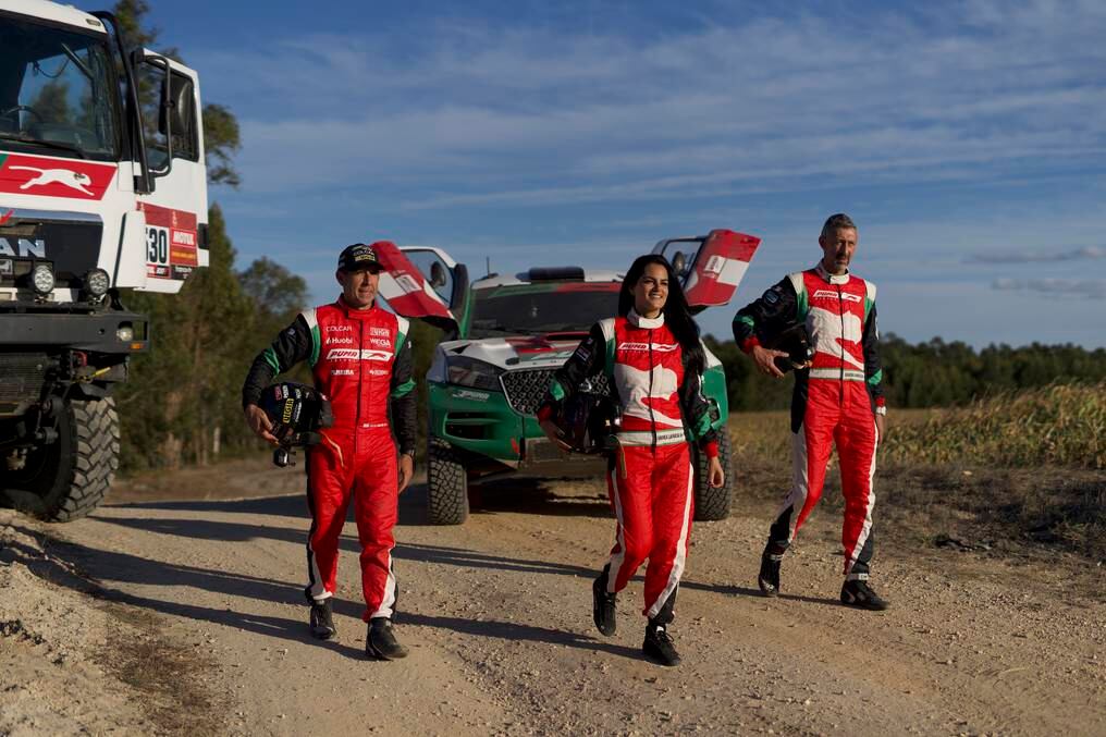 Desde ayer, con cargas desde G. 120.000 en naftas, Ion Diésel o con la compra de 4 litros de lubricantes más G. 25.000, los clientes pueden llevarse un termo oficial del Puma Energy Rally Team. Foto: Gentileza.