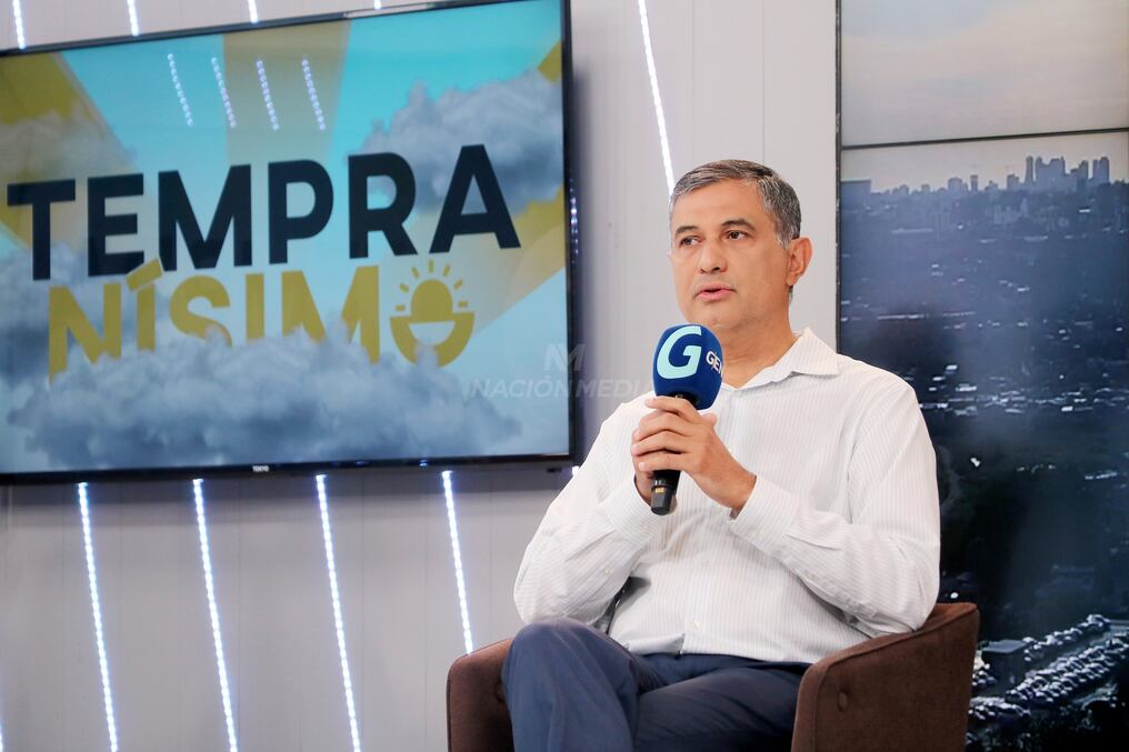 El exministro de Acción Social Héctor Cárdenas indicó que el pago adicional de Tekoporã, anunciado por el Gobierno, no está previsto dentro del marco normativo del programa. Foto: Nadia Monges.