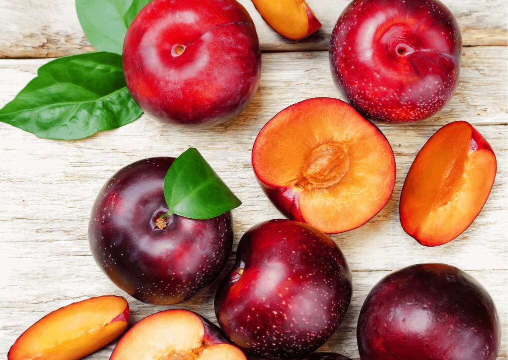 ¿Sabías que la ciruela previene la anemia y enfermedades cardiovasculares?