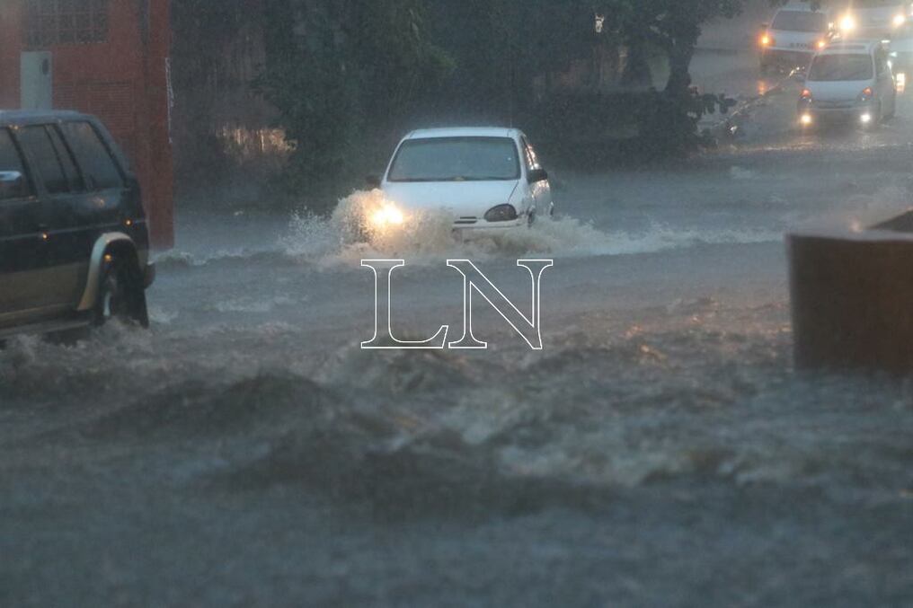 Según datos proveídos por la Empresa de Servicios Sanitarios del Paraguay (Essap), Asunción no cuenta con más del 11% de cobertura de desagüe pluvial. Foto: Pánfilo Leguizamón.