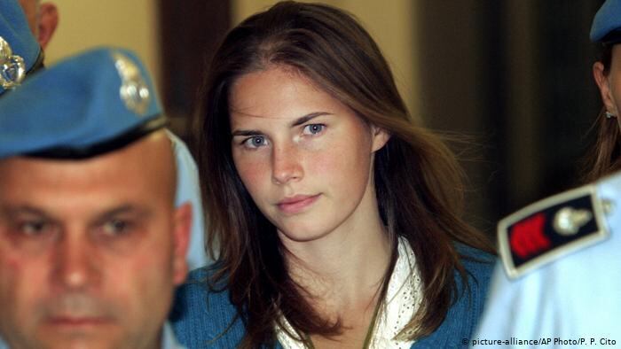 La hoy actriz y su novio Raffaele Sollecito fueron condenados por el asesinato en 2007 de su compañera de cuarto británica Meredith Kercher en Perugia, Italia, mientras las mujeres estudiaban allí. Foto: Gentileza.
