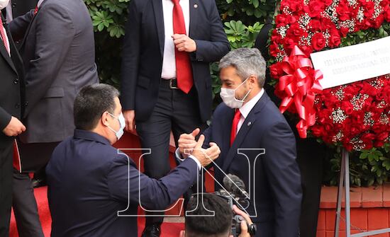 El encuentro entre Horacio Cartes y Mario Abdo se daría en el departamento de Caaguazú, en un encuentro de unidad con miras a las elecciones municipales. Foto: Archivo/Christian Meza.