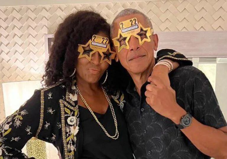 El matrimonio de Michelle, de 57 años, y Barack, de 60, saludó en redes por el nuevo año. Foto: Gentileza.