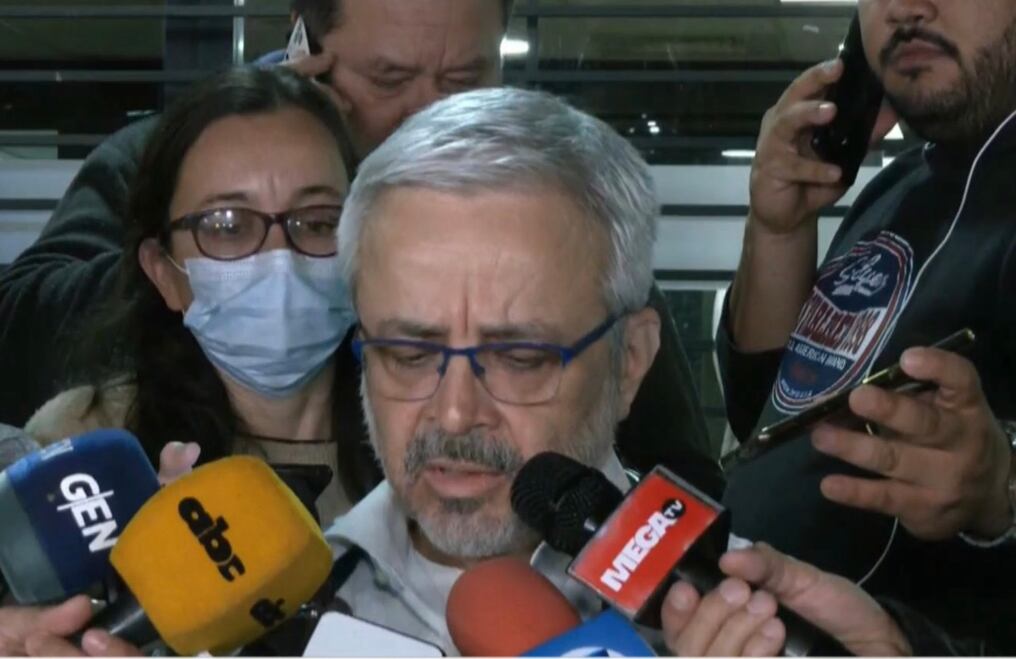 Senador Jorge Querey, médico de cabecera de Fernando Lugo, brindó un nuevo reporte médico sobre la situación del expresidente de la República. Foto: captura de pantalla - Megacadena.