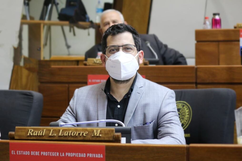 Diputado Raúl Latorre.