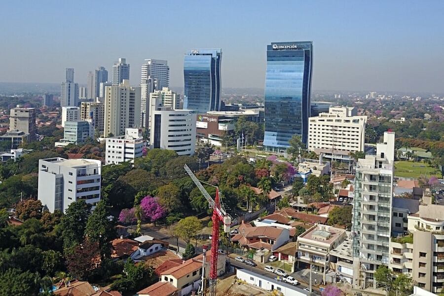 En América Latina se proyecta que los países crecerán entre 0.5% y 3.8% en este 2021, siendo Paraguay la nación que presentará el mayor crecimiento económico de la región, señala el reporte de la Organización de las Naciones Unidas. Foto: Archivo.