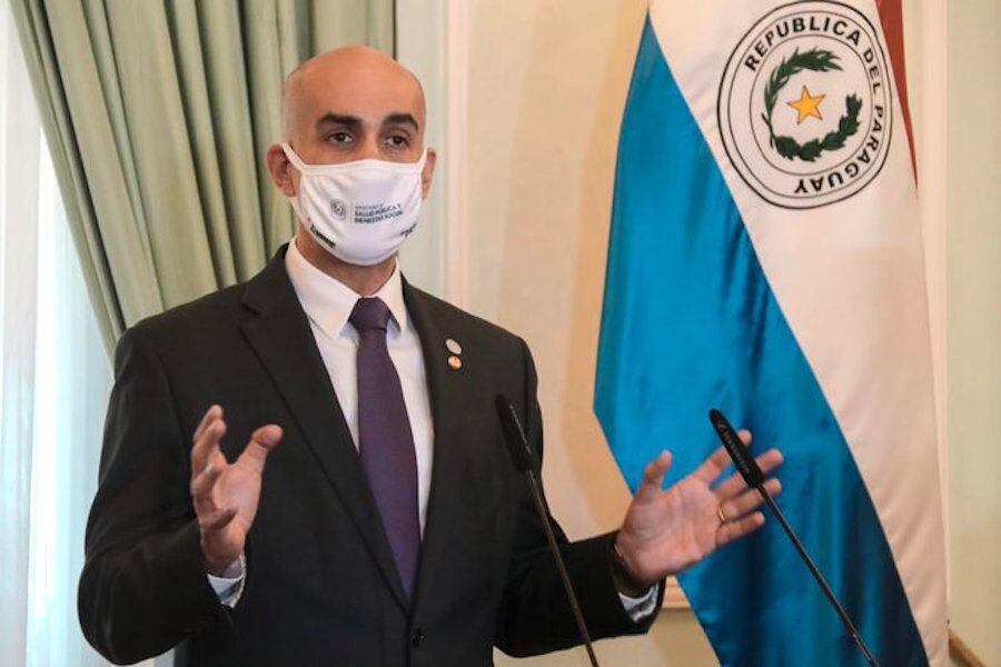 El ministro de Salud pasó de ser elogiado al inicio de la pandemia a duramente criticado en las últimas semanas ante la falta de medicamentos e insumos en hospitales en plena crisis sanitaria. Ayer se sumó el caso de la pequeña Bianca. Foto: Gentileza.