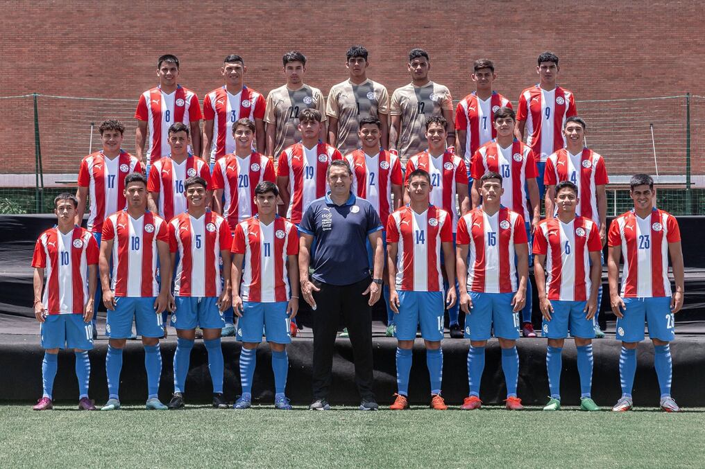 Las pantallas de GEN y todas las plataformas del grupo transmitirán desde este jueves todos los partidos, incluyendo el debut de la Albirrojita ante Colombia, a las 19:30. Foto: @Albirroja.