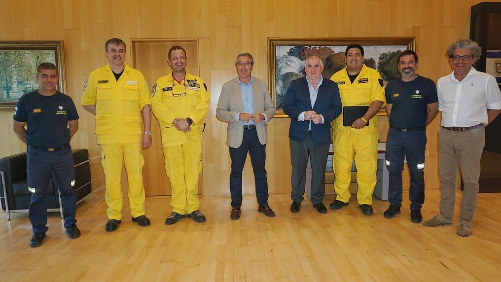 El parlamentario malagueño Francisco Salado recibió en España a Luis Rojas, Miguel Ángel Riera y Gabriel Alcaraz del CBVP. Foto: Europa Press.