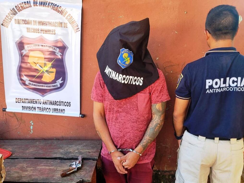 El hombre detenido fue identificado como Édgar Francisco Medina Amarilla, de 32 años, quien posee antecedentes por robo, homicidio doloso, hurto agravado y tráfico de drogas. Foto: Gentileza.