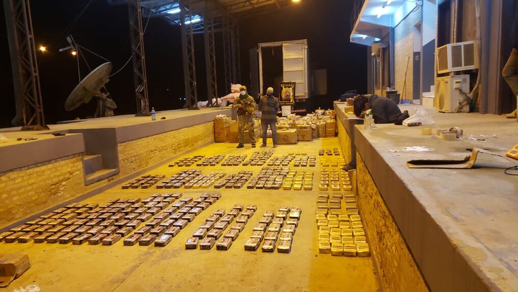 La carga, proveniente de Bolivia, fue interceptada en la localidad de Infante Rivarola, departamento de Mariscal Estigarribia. Foto: Gentileza.