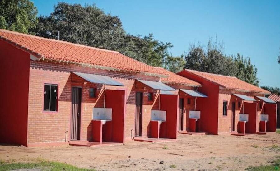 El ministro de Urbanismo, Vivienda y Hábitat, Carlos Pereira, precisó que unas 386 familias sustituyeron el alquiler para comprar una casa propia a lo largo del 2022, mediante las opciones que ofrecen desde la cartera estatal. Foto: Gentileza.