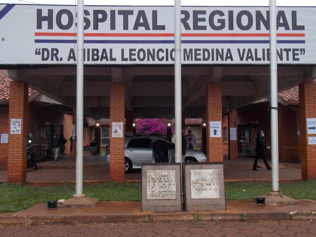 La madre de una paciente contó que viaja en ómnibus por más de 15 horas -ida y vuelta- para recibir el servicio de salud fuera del departamento porque no existe profesional ni en hospitales públicos ni en el sector privado. Foto: Archivo