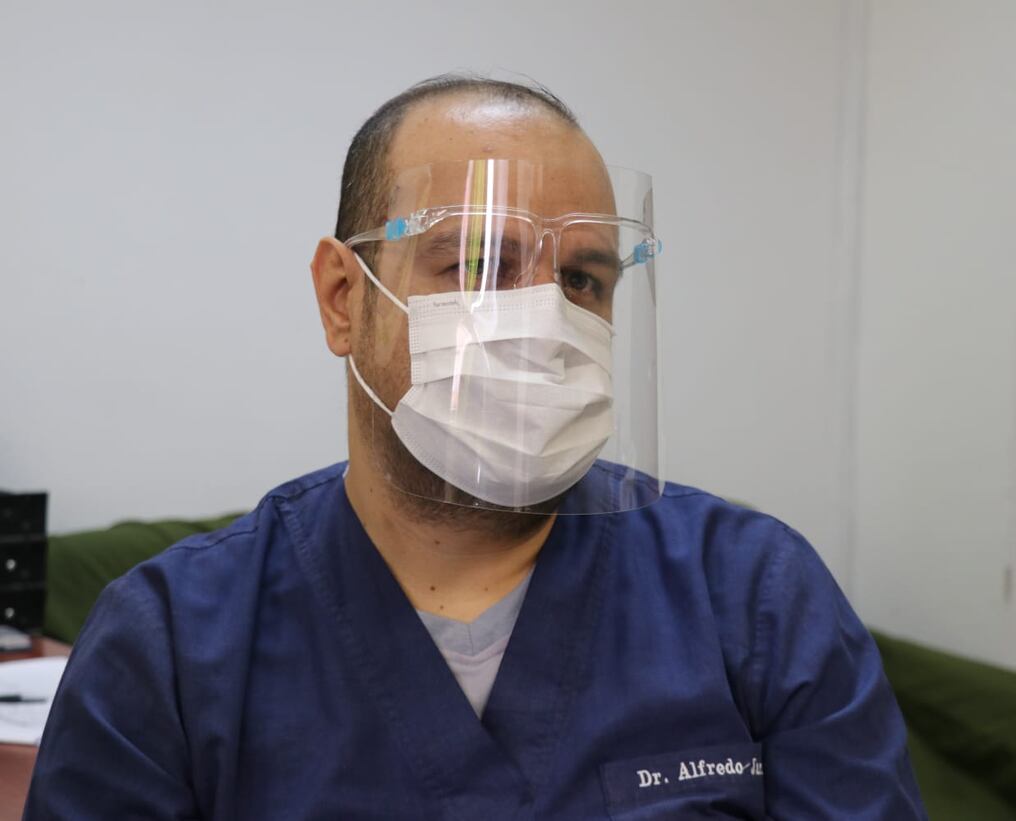 Alfredo Jara, coordinador del Servicio de Emergencias Pediátricas del Hospital de Clínicas de la Facultad de Ciencias Médicas de la Universidad Nacional de Asunción (UNA). Foto: Gentileza.