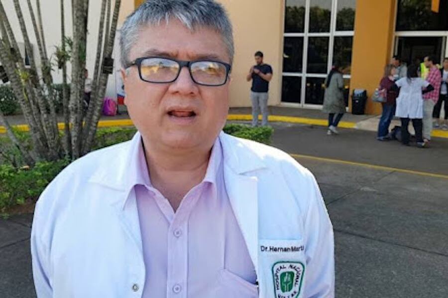 El viceministro de Salud, Hernán Martínez, señaló que el plan de mitigación será presentado esta semana, buscando frenar la propagación del virus. Foto: Archivo.