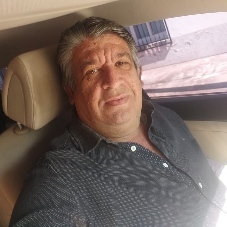 Jorge Crispín Ruiz Díaz Fretes, quien percibe cerca de G. 35.000.000 provenientes del erario público, pasa su tiempo en campañas proselitistas intentando instalar su candidatura a diputado por el departamento de Ñeembucú. Foto: Gentileza.