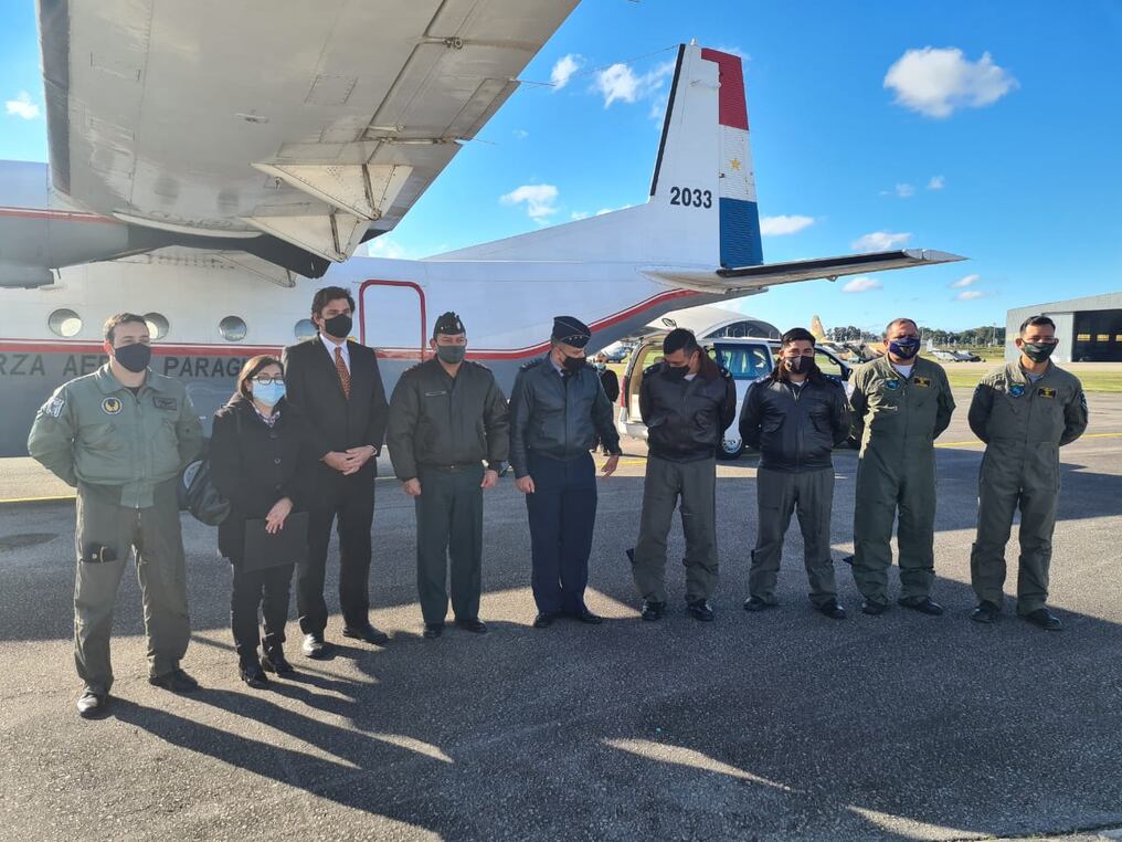 Uruguay donó a nuestro país un pequeño lote de vacunas en un gesto solidario por la situación que atraviesa Paraguay. El cargamento debe llegar al país en el transcurso de la tarde de este viernes. Foto: Gentileza.