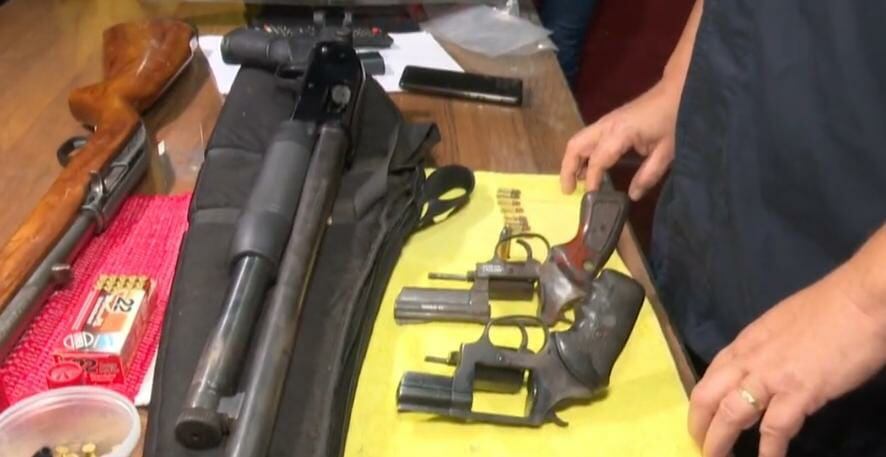 Durante el fin de semana largo se registraron varios casos de violencia intrafamiliar a nivel país y el resultado fue un feminicidio y un intento de asesinato. Foto: Captura de pantalla.