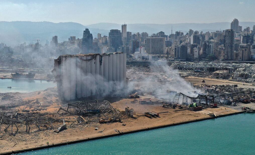 La explosión del 4 de agosto pasado en el puerto libanés dejó más de 200 muertos y 6.500 heridos. Foto: AFP.