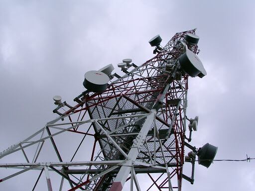 Las telecomunicaciones cumplen una función de vital importancia tanto para la respuesta ante emergencias como para facilitar la atención médica. Foto: Gentileza