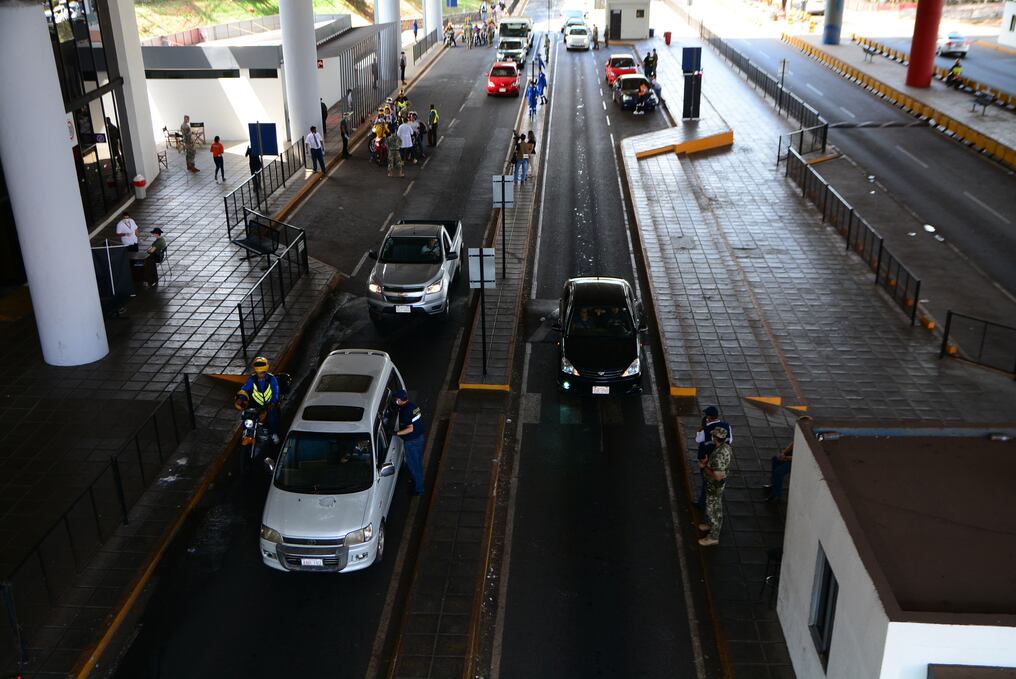 Señalan que el Gobierno paraguayo no está siendo sincero en cuanto a las negociaciones con Brasil para abrir el paso fronterizo. Foto: AFP