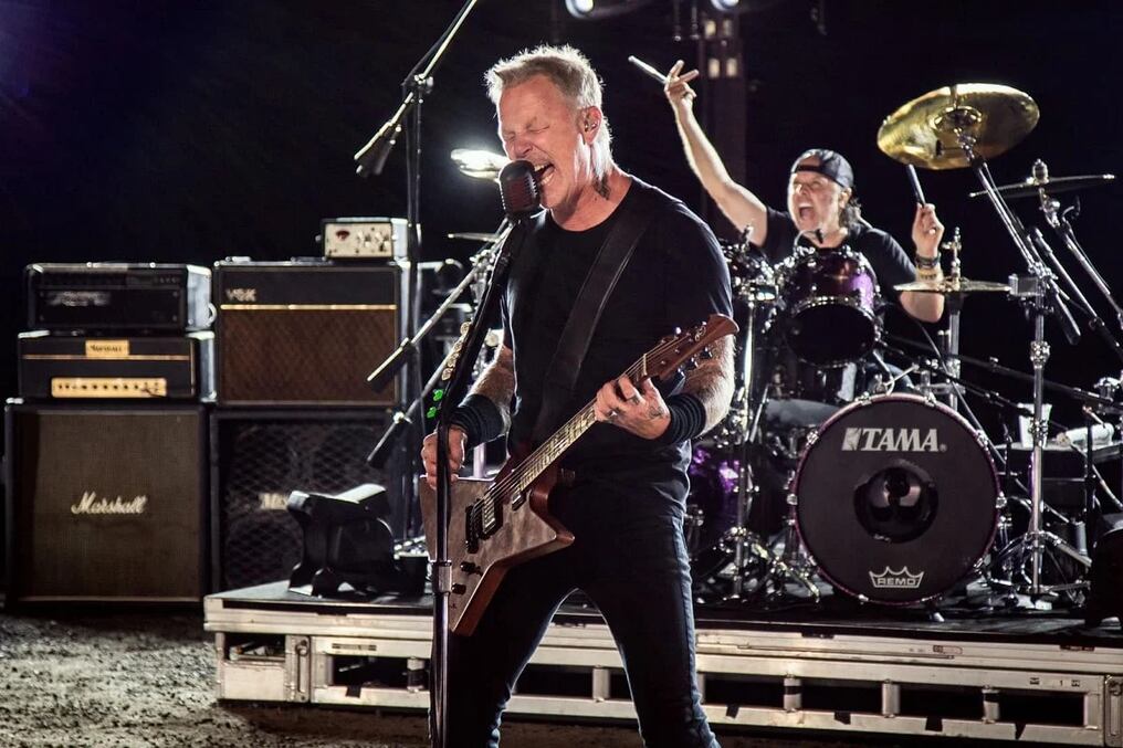 La brasileña Joice M. Figueiró el pasado 7 de mayo asistió a un recital de la reconocida banda, momento en el que tuvo contracciones, rompió bolsa y nació su bebé llamado Luan Figueiró. Foto: Gentileza.