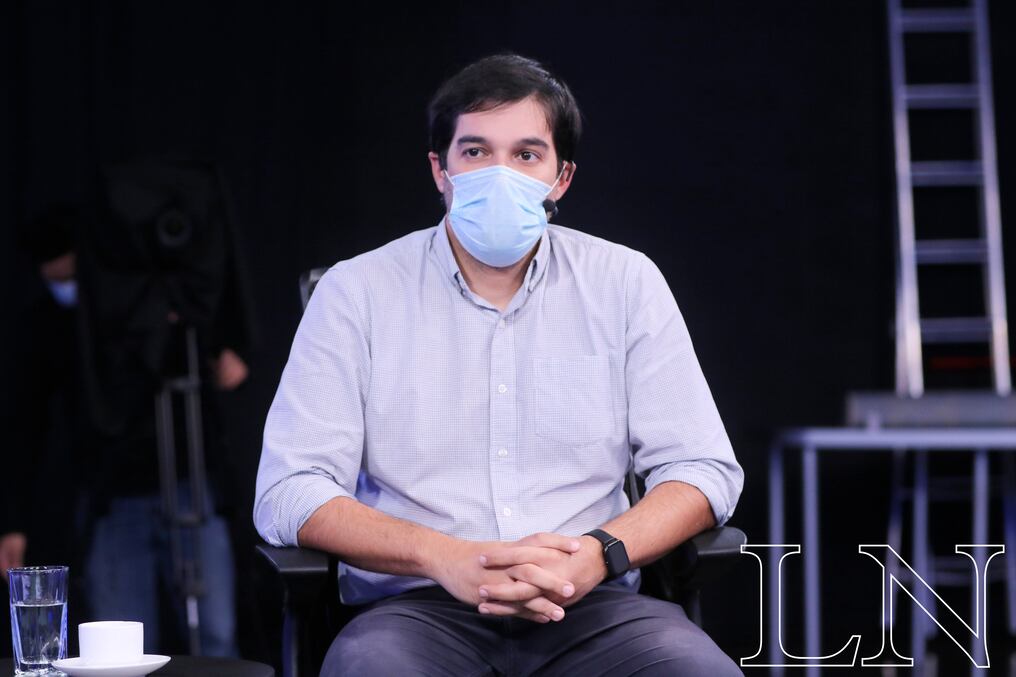 Guillermo Sequera, director de Vigilancia Sanitaria, se refirió sobre la falta de fecha de llegada de la vacuna contra el coronavirus. Foto: Eduardo Velázquez.
