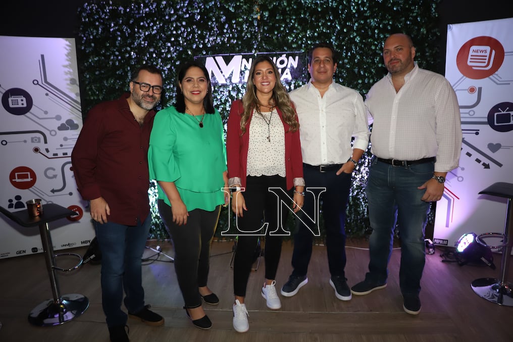 Claudio Coronel, Patricia Santacruz, Vania Ortega, José M. Agüero y Diego Balmelli.