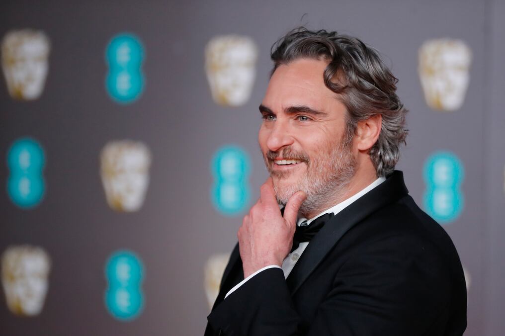 La última película del protagonista de Joker, “Gunda”, un documental provegano, intenta convencer al público de renunciar a la carne. Foto: AFP.