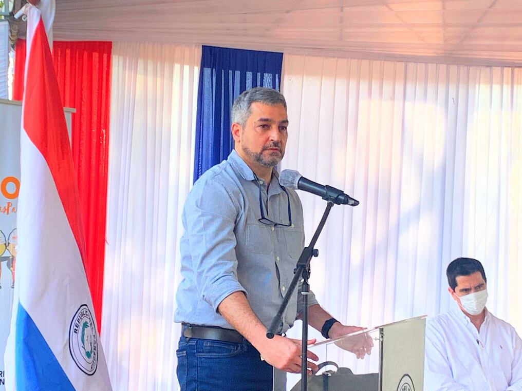 El presidente de la República, Mario Abdo Benítez, destacó que su gobierno quedará en la historia como el que más rutas hizo en el país y lamentó las críticas sin fundamento hacia su gestión. Foto: Gentileza.