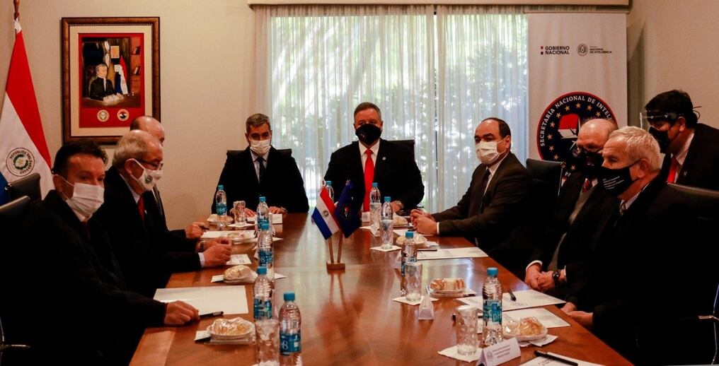 El presidente Mario Abdo Benítez, en su carácter de Comandante en Jefe de las Fuerzas Armadas, participó de la reunión tras los hechos de violencia en CDE. Foto: Gentileza