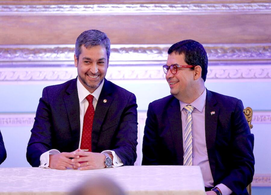 El proyecto del movimiento Colorado Añetete es llevar al actual vicepresidente Hugo Velázquez a la Presidencia de la República y a Mario Abdo a la titularidad de la ANR. Foto: Gentileza.