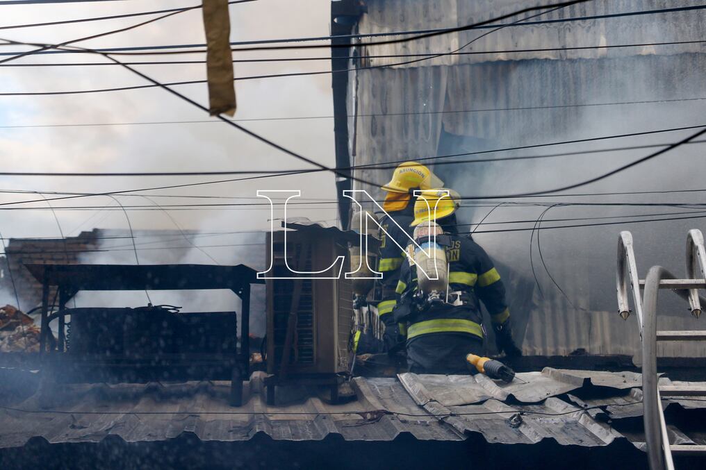 Señalaron que una vez que los bomberos autoricen un recorrido por la zona afectada, realizarán una evaluación y verificación de los hechos. Foto: Pánfilo Leguizamón.