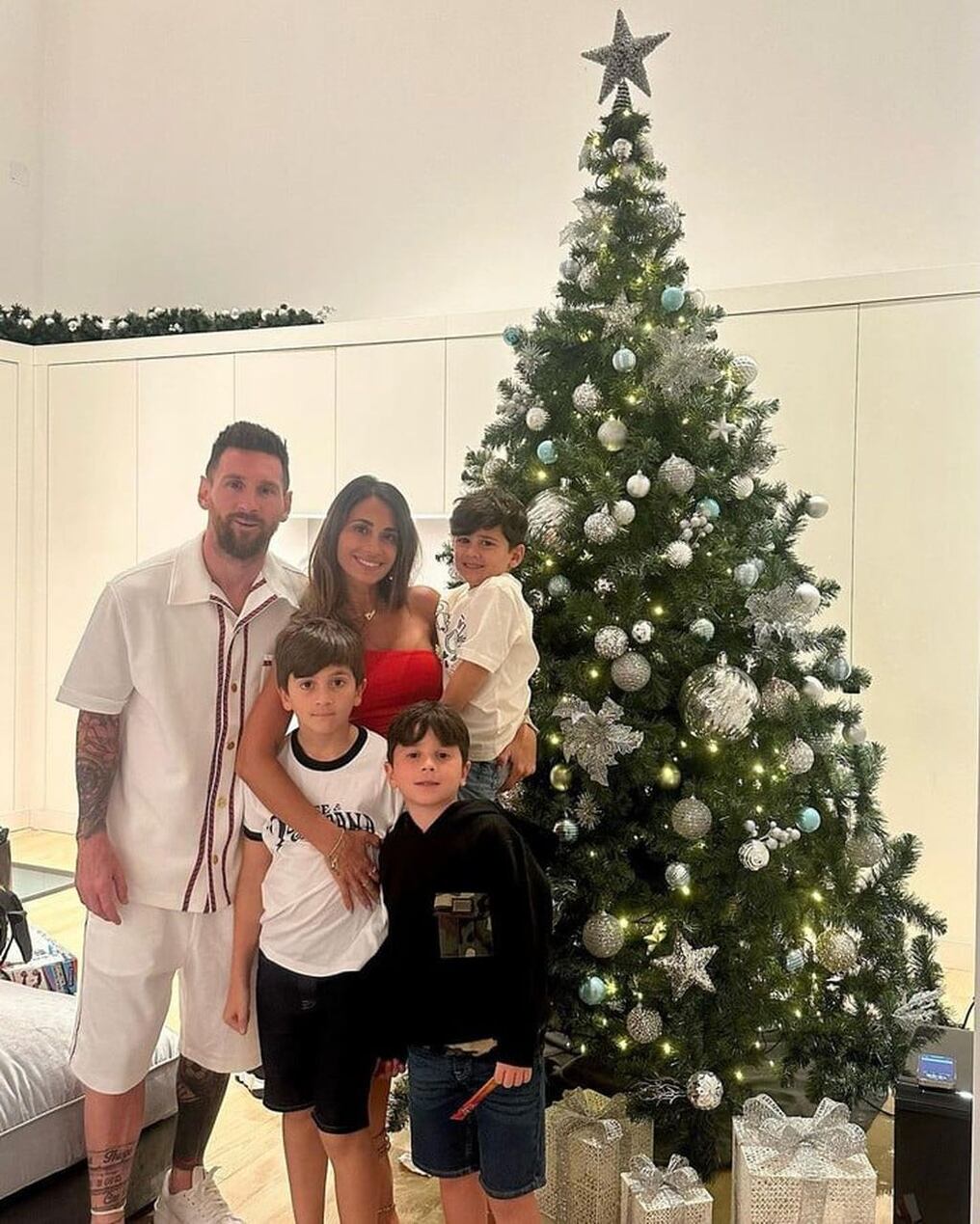 El capitán de la selección argentina pasó la Nochebuena junto a su familia en su natal Rosario. Foto: Gentileza.