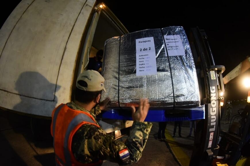 El lote de vacunas corresponde a una cooperación del Gobierno de México. Foto: Gentileza.