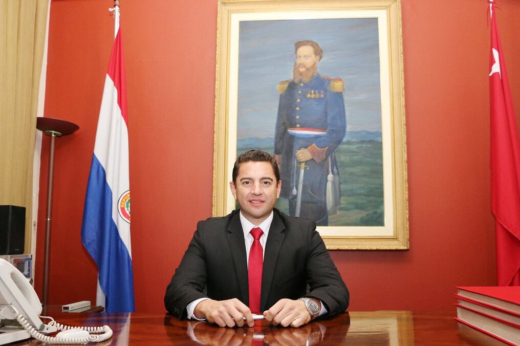 El candidato electo para la Vicepresidencia de la República calificó como un gran éxito el desarrollo de las recientes internas del Partido Colorado y aseguró que esto fortalece a la democracia del país. Foto: Archivo.