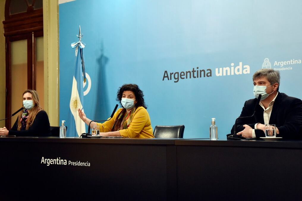 La ministra argentina de Salud, Carla Vizzotti anunció la firma de contrato con el laboratorio, tres meses después de negociaciones empantanadas. Foto: msalnacion.