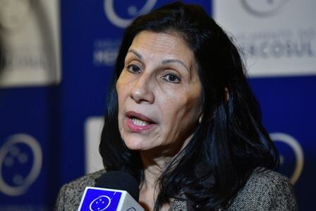 Amanda Núñez, parlasuriana y directora de equidad del PLRA sostuvo que el correligionario mantiene un comportamiento permanente de agresión hacia las mujeres. Foto: Gentileza.