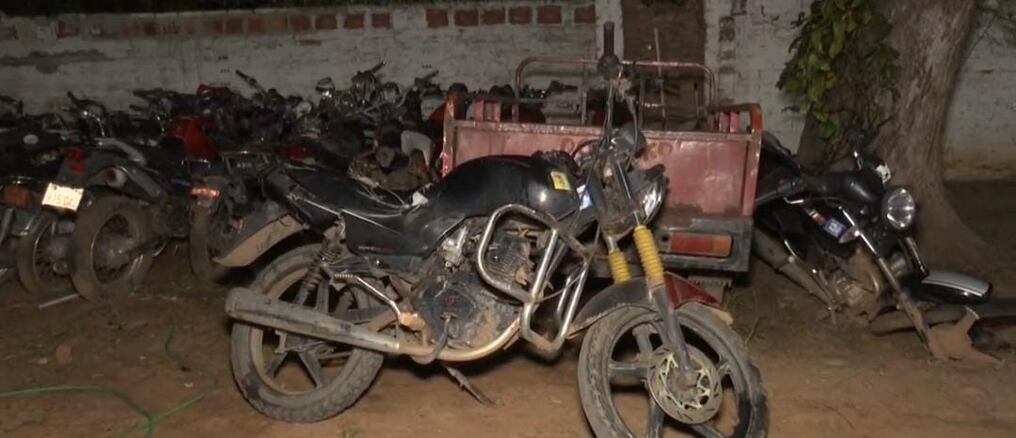 Rodolfo Esquivel y su suegro salieron en esta motocicleta para acarrear ganado, pero el primero terminó siendo asesinado. Foto: Captura de pantalla.